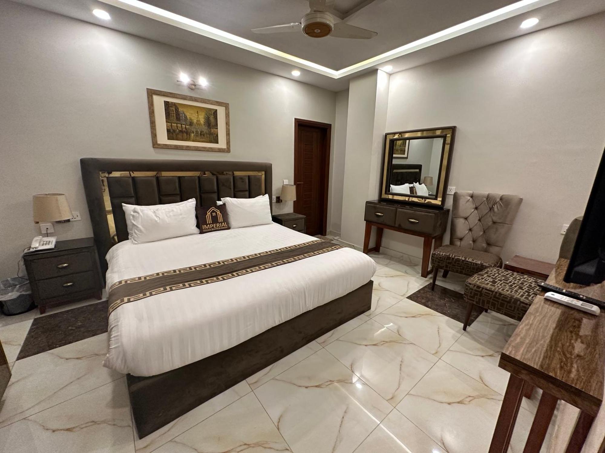 Imperial Suites Lahore Exteriér fotografie